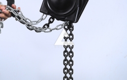 手拉葫蘆鏈條生銹了怎么辦？