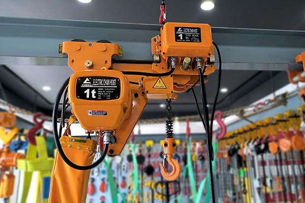 1噸超低空電動(dòng)葫蘆 1噸超低空電動(dòng)葫蘆